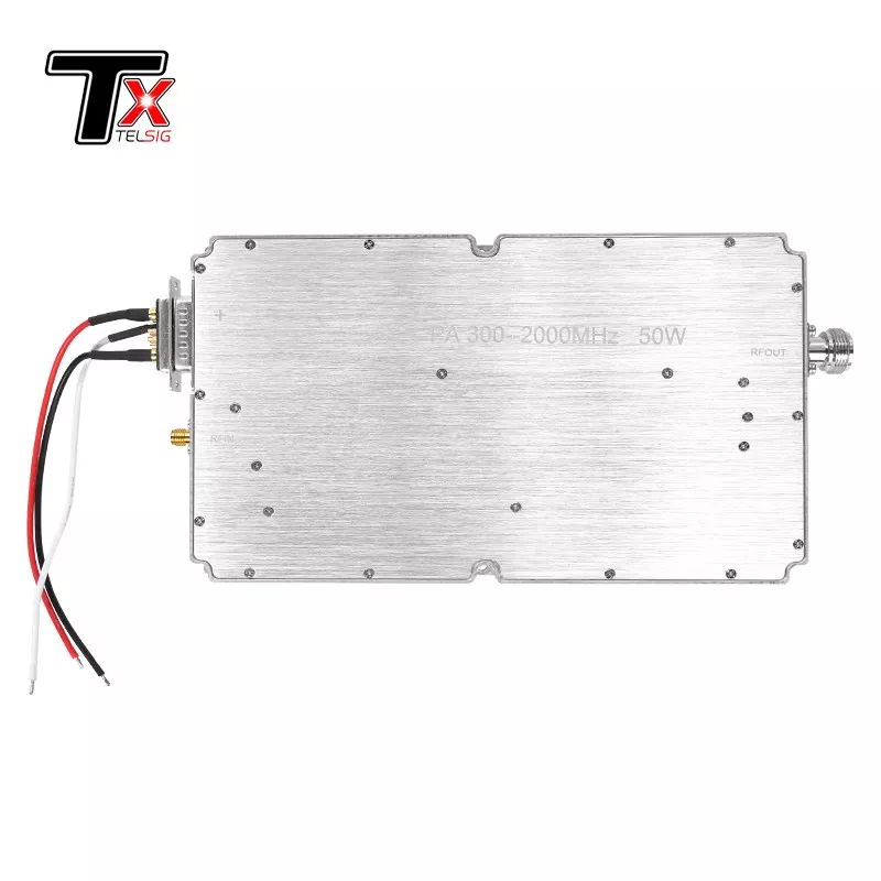 Un amplificatore di potenza a banda larga 300–2000 MHz Modulo 50 W senza una sorgente del segnale
